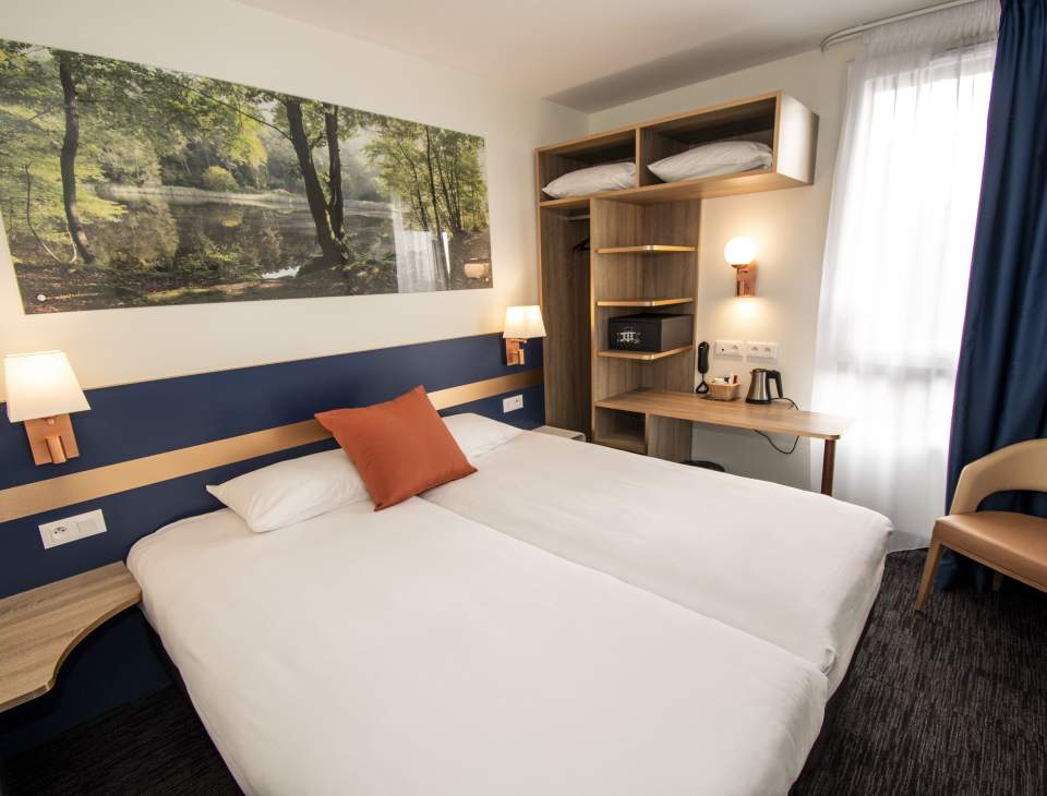 Chambre Twin du K Hôtel Strasbourg · Hôtel 3 étoiles à Strasbourg